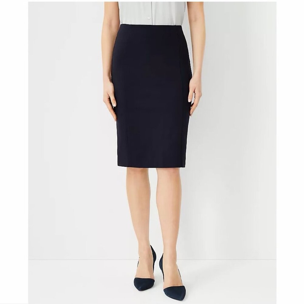 Ann Taylor Black Ponte Pencil Skirt With Stretch *hemmed*, Size 6 Petite